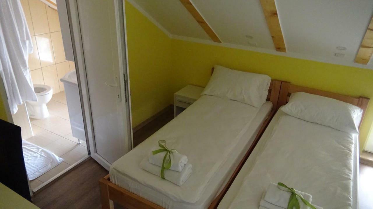 Apartmani Bojeresku Неготин Екстериор снимка